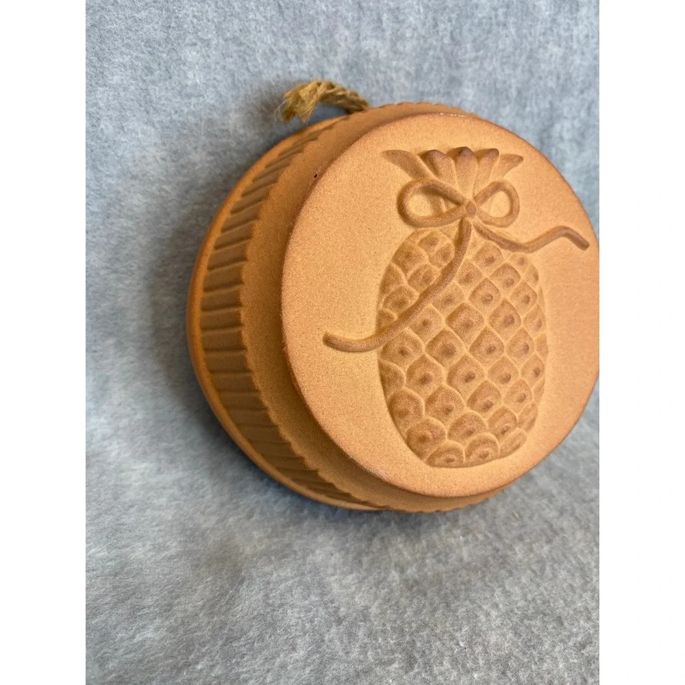 Terracotta Pineapple Embossed‎ Vintage Mold Round Hanging Kitchen Decor Rustic